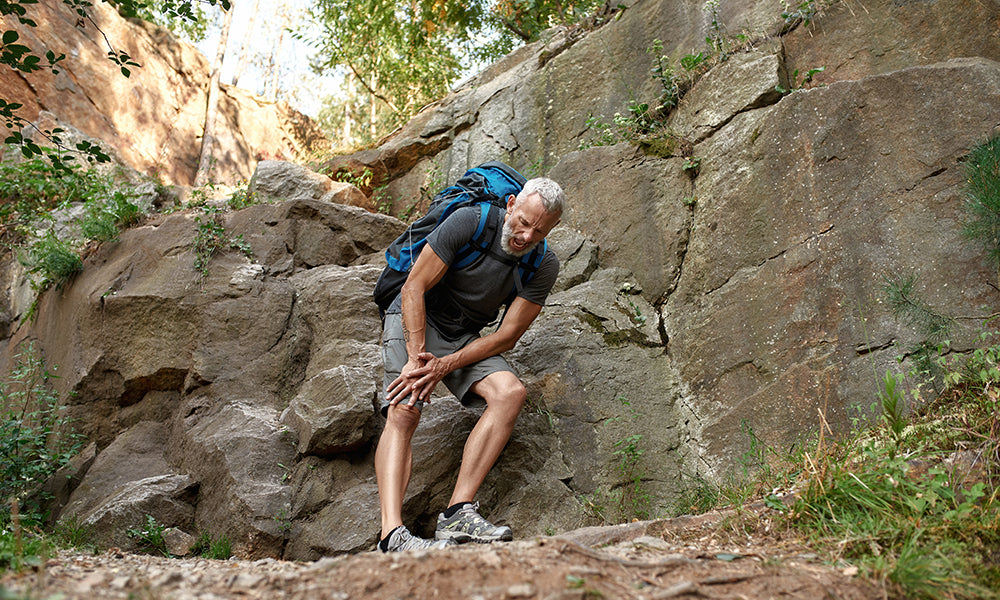 middle_aged_man_with_knee_pain