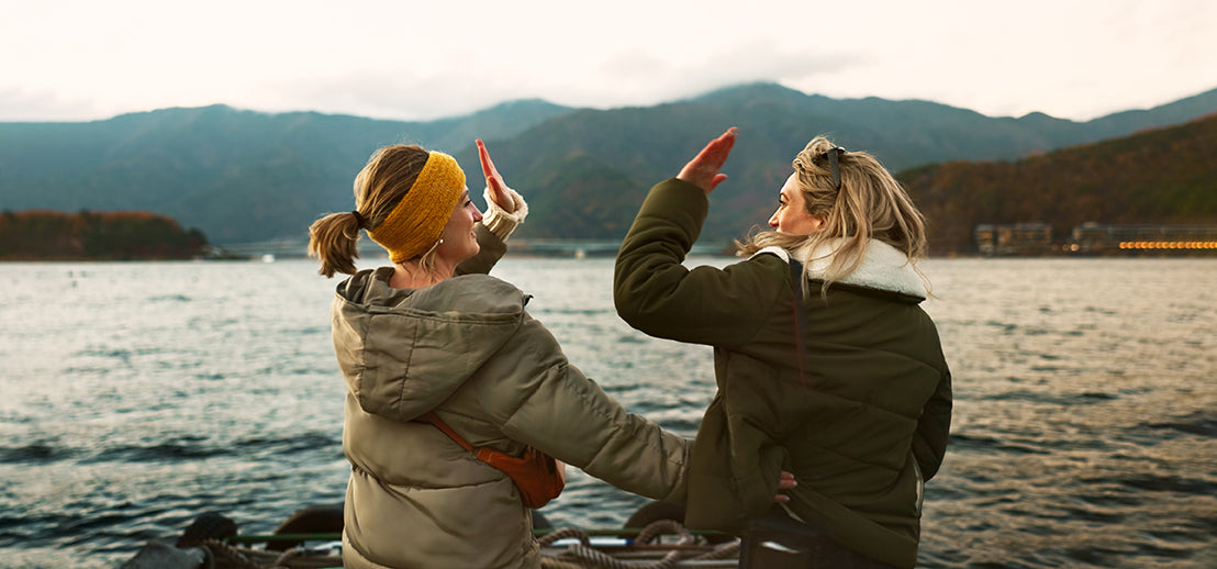 Friends_high_five